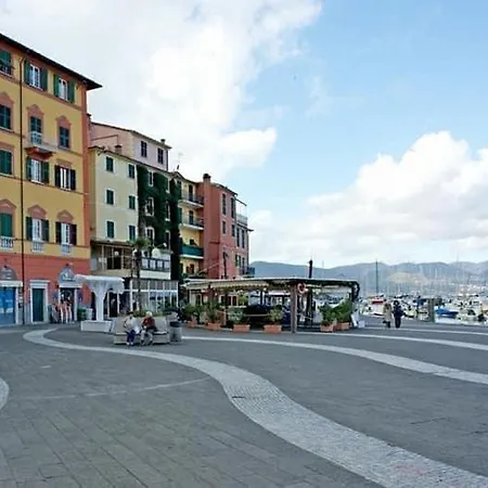 Ilia Holiday home Lerici